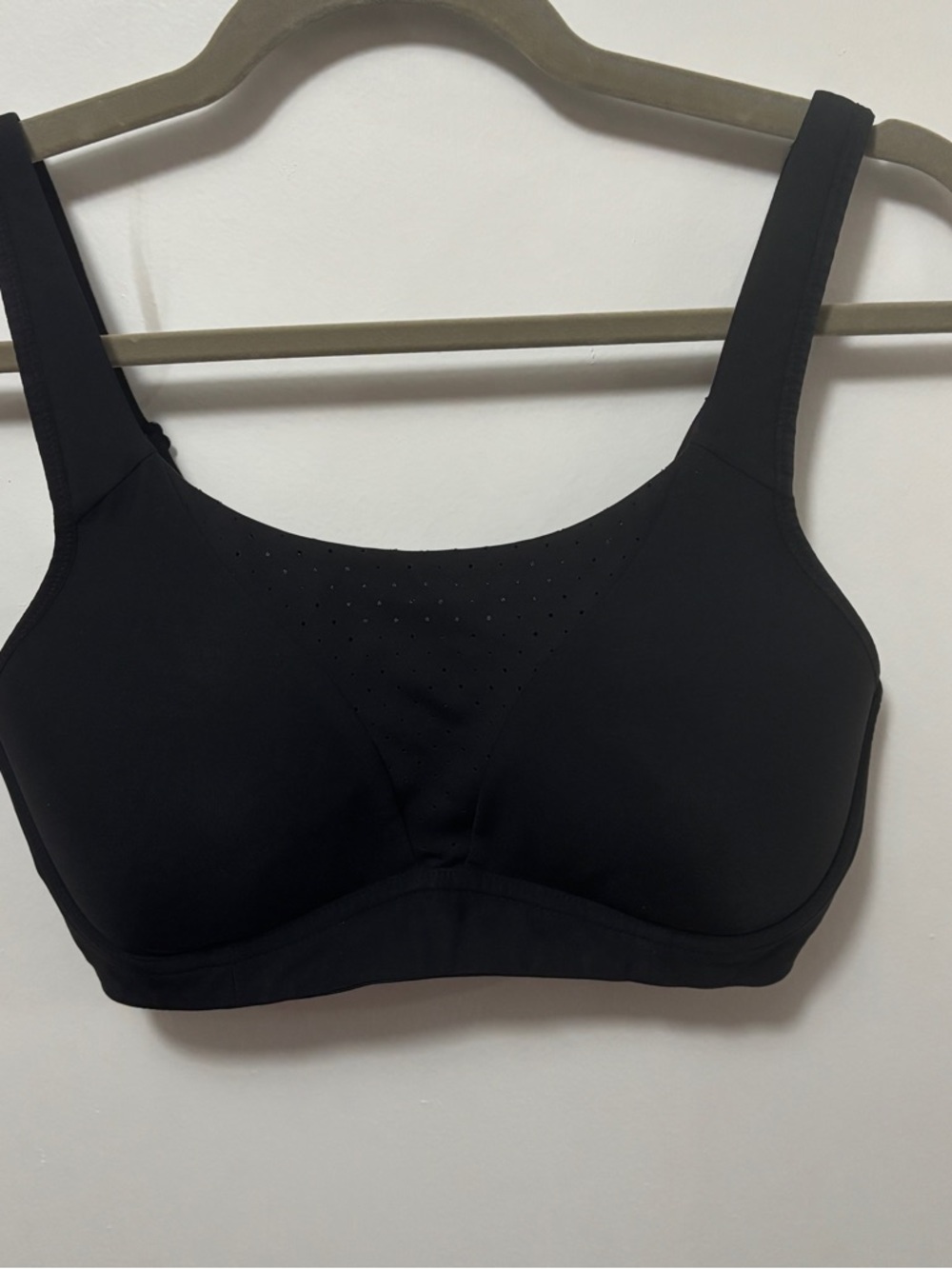 Lululemon Women's Sports Bra Black Soft Molded Cups See Measurements For Size